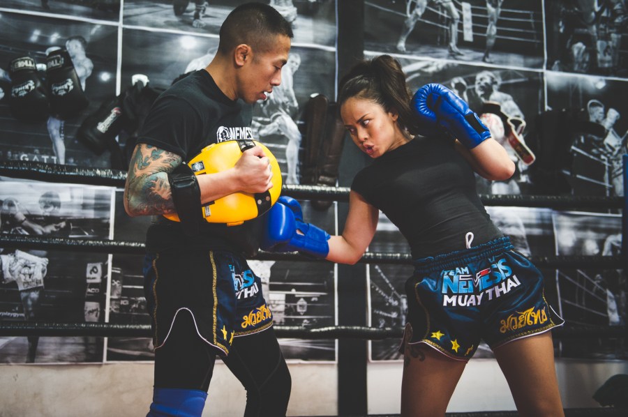 Muay Thai Kickboxing: The Ultimate Guide to Conditioning, Training, and  Fighting